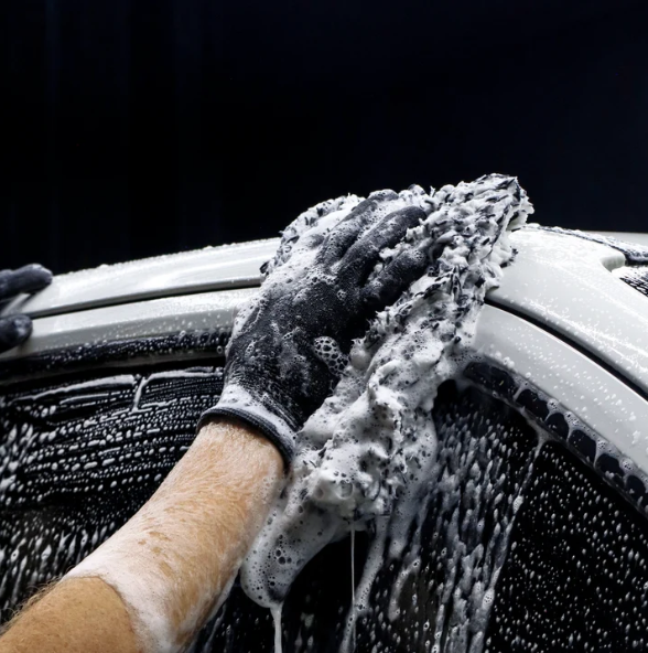 Microfiber Wash Mitt - Image 5